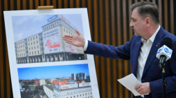 Gdańsk, 02.03.2021. Przewodniczący NSZZ Solidarność Piotr Duda podczas konferencji prasowej w Gdańsku, dotyczyło kary, którą Gdański Zarząd Dróg i Zieleni nałożył na związek, za banery z okazji 40-lecia "Solidarności". Fot. PAP/A. Warżawa