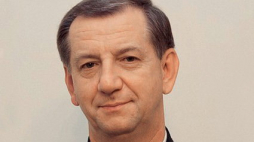Bp gen. bryg. Józef Guzdek, biskup polowy WP. Źródło: www.katedrapolowa.pl