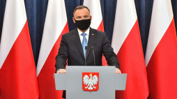 Prezydent RP Andrzej Duda podczas wypowiedzi dla mediów po posiedzeniu Rady Gabinetowej. 09.04.2021. Fot. PAP/A. Lange