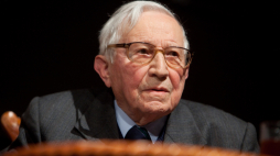 Tadeusz Różewicz. Fot. PAP/G. Michałowski