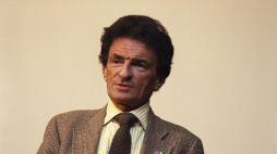 Jerzy Kosiński. Fot. PAP/T. Prażmowski