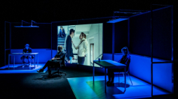 Spektakl „#Otagowani”. Źródło: Teatr Powszechny w Łodzi