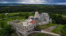 Zamek w Rabsztynie. 29.05.2021. Fot. PAP/Ł. Gągulski