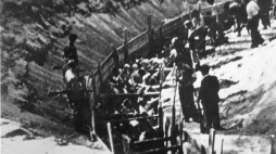 Miejsce niemieckiej zbrodni w Ponarach. Źródło: www.commons.wikimedia.org