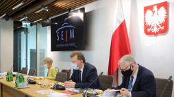 Sejm. Komisja Kultury i Środków Przekazu. I czytanie projektu ustawy o przygotowaniu i realizacji inwestycji w zakresie odbudowy Pałacu Saskiego, Pałacu Brühla oraz kamienic przy ulicy Królewskiej w Warszawie (druk nr 1388). Fot. Rafał Zambrzycki. Źródło: www.facebook.com/SenatRP