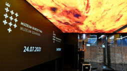 Przygotowania do otwarcia Muzeum Bursztynu podczas konferencji prasowej w Wielkim Młynie w Gdańsku.16.07.2021. Fot. PAP/A. Warżawa