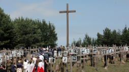 Obchody 76. rocznicy obławy augustowskiej na Górze Krzyży w miejscowości Giby. Fot. PAP/A. Reszko