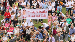 Pielgrzymi podczas uroczystości Wniebowzięcia Najświętszej Marii Panny na Jasnej Górze. 15.08.2020. Fot. PAP/W. Deska