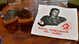 Medale IX edycji Biegu Pamięci Żołnierzy Wyklętych „Tropem Wilczym”. Fot. PAP/A. Lange