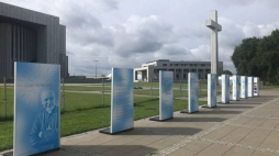 Wystawa „Czas to miłość”. Źródło: Archidiecezja Warszawska