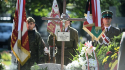 Warszawa, 29.09.2021. Uroczystości pogrzebowe prezesa Zarządu Głównego Związku Powstania Warszawskiego Zbigniewa Galperyna, na Cmentarzu Wojskowym na Powązkach w Warszawie. Zbigniew Galperyn „Antek” zmarł 23 bm. w wieku 92 lat, był żołnierzem Szarych Szeregów i Armii Krajowej, powstańcem warszawskim ze Zgrupowania „Chrobry I”. Fot. PAP/M. Obara 