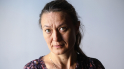 Warszawa, 07.09.2021. Reżyserka spekataklu Małgorzata Bogajewska uczestniczy w Teatrze Ochoty im. Haliny i Jana Machulskich w Warszawie, 7 bm. w próbie medialnej przedstawienia „Tramwaj zwany pożądaniem”. Fot. PAP/R. Guz