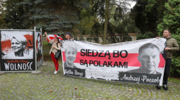 Akcja solidarności z aresztowanymi przedstawicielami polskiej mniejszości na Białorusi Andżeliką Borys i Andrzejem Poczobutem. Białystok, 25.09.2021. Fot. PAP/A. Reszko
