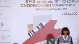 Warszawa, 30.09.2021. Przewodnicząca jury XVIII Międzynarodowego Konkursu Pianistycznego im. Fryderyka Chopina prof. Katarzyna Popowa-Zydroń podczas konferencji prasowej zapowiadającej XVIII Międzynarodowy Konkurs Pianistyczny im. Fryderyka Chopina, w Sali Senatorskiej Zamku Królewskiego w Warszawie. Fot. PAP/T. Gzell