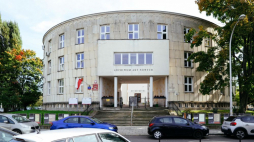 Siedziba Archiwum Akt Nowych. Fot. PAP/A. Zawada