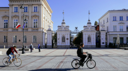 Brama Uniwersytetu Warszawskiego. Fot. PAP/A. Zawada