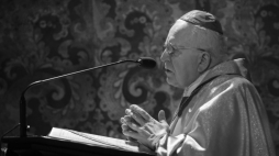 Arcybiskup senior archidiecezji częstochowskiej Stanisław Nowak. Fot. PAP/W. Deska
