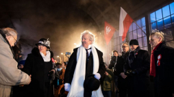 Inscenizacja przyjazdu Ignacego Jana Paderewskiego na dworzec kolejowy w Poznaniu. 26.12.2021. Fot. PAP/M. Zakrzewski