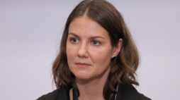 Warszawa, 19.10.2021. Kierownik Zespołu Pozyskiwania Archiwów Instytutu Pileckiego Monika Maniewska. Fot. PAP/P. Supernak