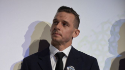 Dariusz Popiela z Nagrodą Polin 2021. Fot. PAP/M. Obara