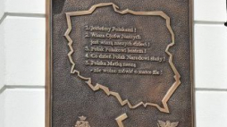 Tablica Pięciu Prawd Polaków spod Znaku Rodła w Białej Podlaskiej. Źródło: www.lublin.uw.gov.pl