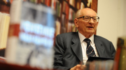 Władysław Bartoszewski. Fot. PAP/J. Turczyk