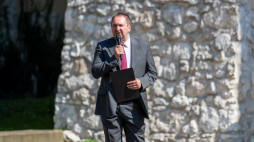 Dyrektor Muzeum Archeologicznego Jacek Górski. Fot. PAP/Art Service 2