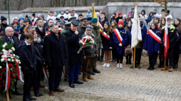 Minister edukacji i nauki Przemysław Czarnek (3L) podczas obchodów Dnia Pamięci Żołnierzy Wyklętych w Radecznicy. 06.03.2022. Fot. PAP/B. Wójtowicz