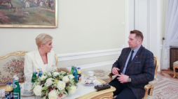 Pierwsza dama rozmawiała z szefem MEiN o kształceniu w Polsce dzieci ukraińskich uchodźców. Źródło: Prezydent.pl