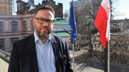 Kijów, UkrAmbasador RP na Ukrainie Bartosz Cichocki w siedzibie Ambasady w Kijowie. Fot. PAP/A. Lange