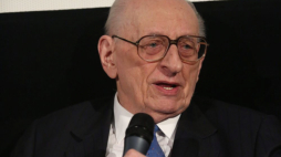 Warszawa, 18.02.2015. Władysław Bartoszewski. PAP/L. Szymański