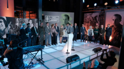 Uczestnicy uroczystej gali wręczenia Nagrody im. Jana Rodowicza „Anody” w stołecznym Muzeum Powstania Warszawskiego. 03.04.2022. Fot. PAP/M. Marek