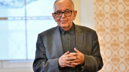 Dyrektor Zakładu Narodowego im. Ossolińskich dr Adolf Juzwenko. Fot. PAP/M. Kulczyński