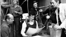 1976-06-11. Nagranie audycji "Studio 202". Nz. Andrzej Waligórski (1P), Grażyna Walkowiak (2P), Włodzimierz Plaskota (3P), Jan Kaczmarek (3L), Marek Motas (2L) i Jerzy Dębski (1L). Fot. PAP/A. Hawałej