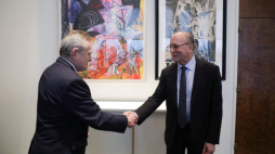 Na zakończenie wizyty w Stanach Zjednoczonych wicepremier, szef MKiDN Piotr Gliński spotkał się z dyrektorem Metropolitan Opera Peterem Gelbem. Źródło: MKiDN