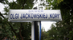 Kraków, 08.06.2022. Odsłonięcie skweru imienia Kory Jackowskiej u zbiegu ulic Juliana Fałata i Bolesława Prusa w Krakowie. Fot. PAP/Ł. Gągulski
