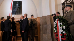 Uroczystość odsłonięcia tablicy pamięci Jana Olszewskiego w Sanktuarium Matki Bożej Różańcowej w Warszawie. Fot. PAP/M. Marek