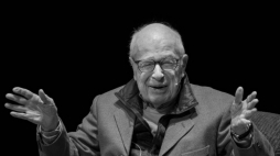 Peter Brook. Fot. PAP/EPA