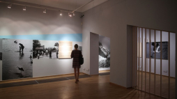 Przygotowana do otwarcia wystawa „Domowroty. Włodzimierz Puchalski” w Międzynarodowym Centrum Kultury w Krakowie. Fot. PAP/Ł. Gągulski