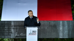 Frampol, 01.09.2022. Prezydent Andrzej Duda podczas uroczystych obchodów 83. rocznicy wybuchu II wojny światowej przed Pomnikiem Obrońców Wybrzeża na Westerplatte w Gdańsku. Fot. PAP/A. Warżawa