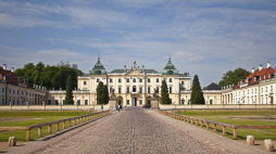 Barokowy zespół pałacowo-parkowy Branickich w Białymstoku. Fot. PAP/J. Ochoński