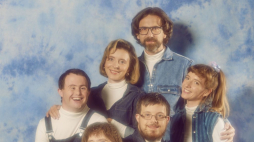 Spektakl „Rodzina” Teatru 21 i TR Warszawa. Źródło: TR Warszawa; Fot. T. Tyndyk/A. Lach