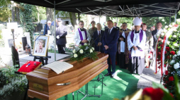 Uroczystości pogrzebowe Wandy Szajowskiej na cmentarzu Salwatorskim w Krakowie. Fot. PAP/Ł. Gągulski