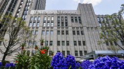 Tribune Tower, siedziba „Chicago Tribune”. Fot. PAP/EPA