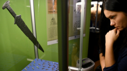 Nowa wystawa czasowa pt. "Chotyniec - wrota do antycznej Scytii" w Muzeum Zamkowym w Sandomierzu. Fot. PAP/P. Polak