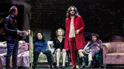 Fot. Natalia Kabanow. Źródło: www.powszechny.com