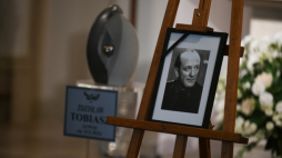 Uroczystości pogrzebowe Zdzisława Tobiasza - msza żałobna w kościele Środowisk Twórczych w Warszawie. Fot. PAP/M. Obara