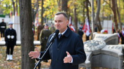 Prezydent RP Andrzej Duda podczas uroczystości pogrzebowych obrońców Westerplatte na Cmentarzu Żołnierzy Wojska Polskiego na Westerplatte w Gdańsku. Fot. PAP/A. Warżawa