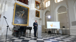 Wicepremier, minister kultury i dziedzictwa narodowego Piotr Gliński na konferencji prasowej dotyczącej akcji "Darmowy Listopad w Rezydencjach Królewskich" w Muzeum Pałacu Króla Jana III w Wilanowie. Warszawa, 03.11.2022. Fot. PAP/M. Obara