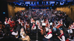 Uroczysta gala wręczenia nagród w III edycji konkursu „Pro bono Poloniae” im. Dawida Krupeja połączona z koncertem Zespołu Ludowego Pieśni i Tańca „Mazowsze”. Źródło: materiały prasowe Muzeum II Wojny Światowej w Gdańsku